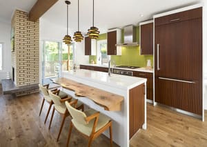 Best Kitchen and Greatroom Renovation Best Builders Ltd., Reviving the 70's (Associate: Sarah Gallop Design Inc.)