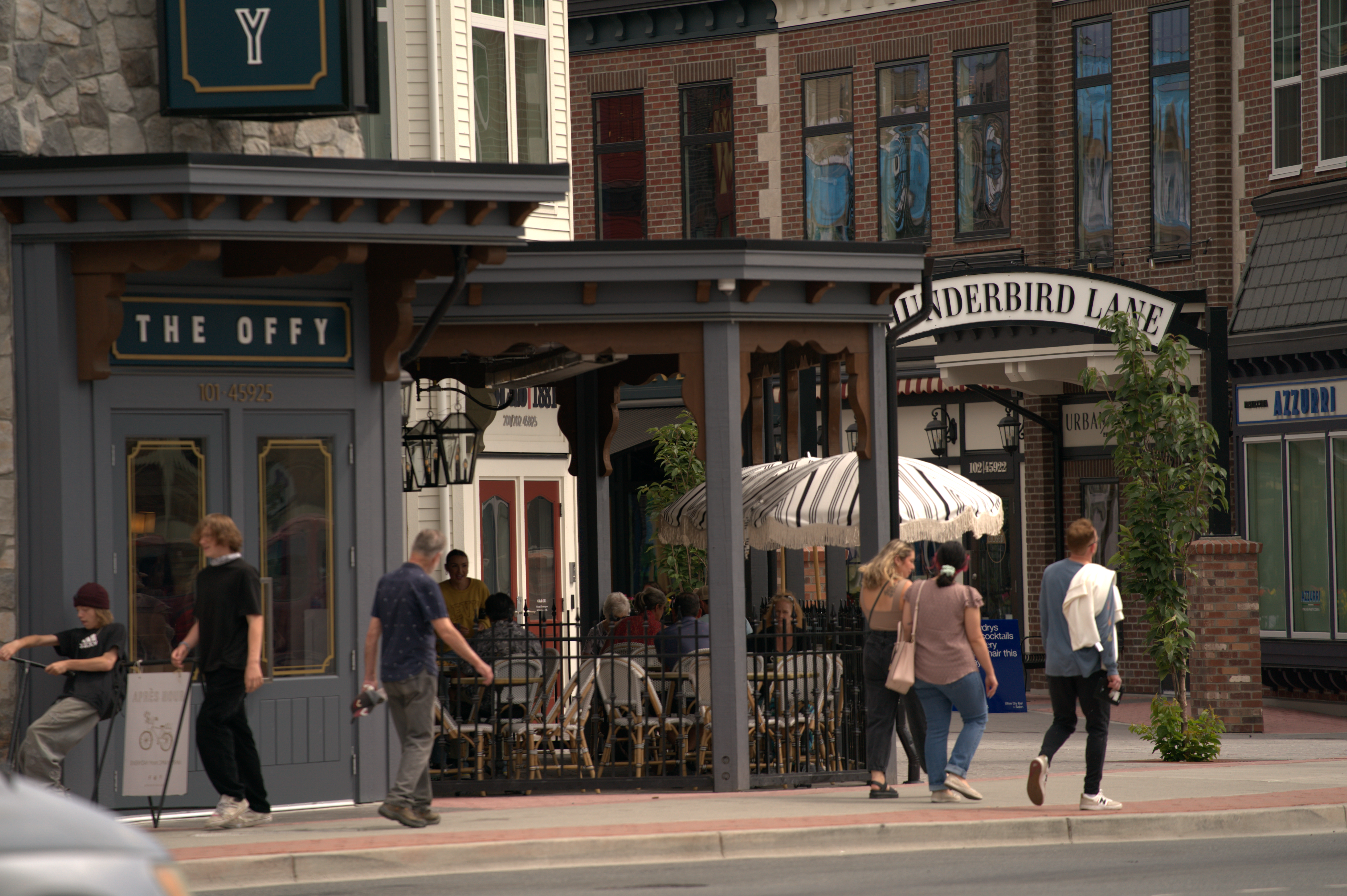 'Neighbourhood Guide: Chilliwack' Article
