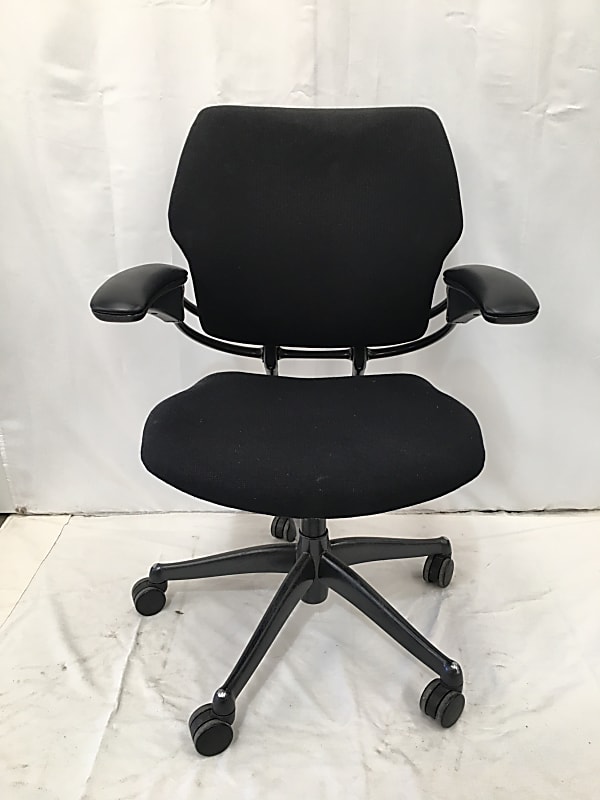 Humanscale Freedom Operator chair