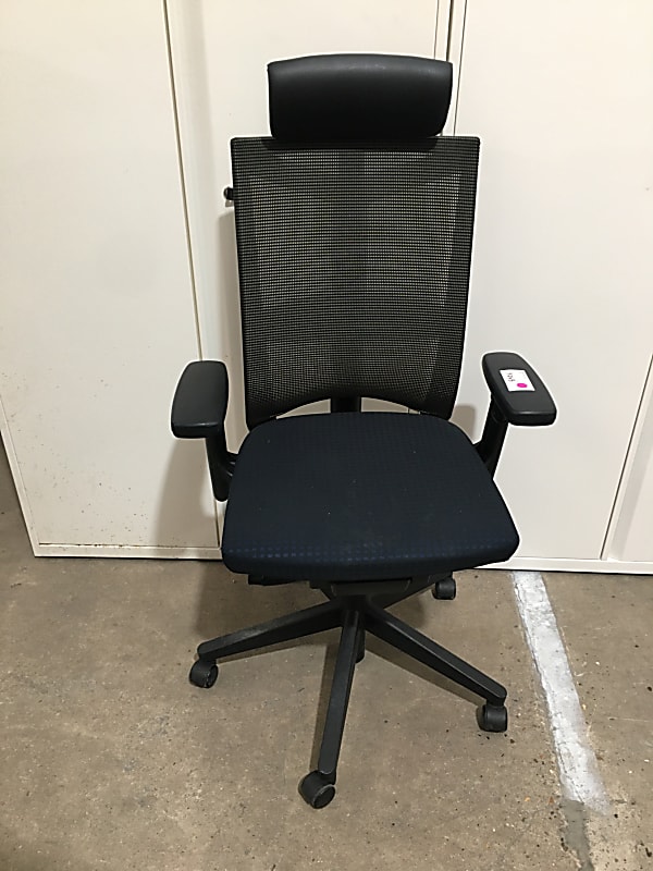 Haworth comforto operator task chair