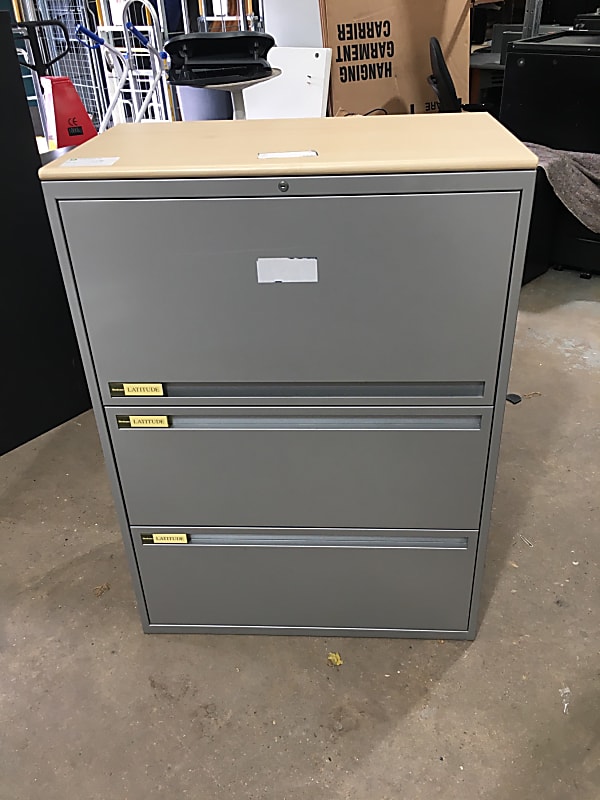 Metal cabinet 