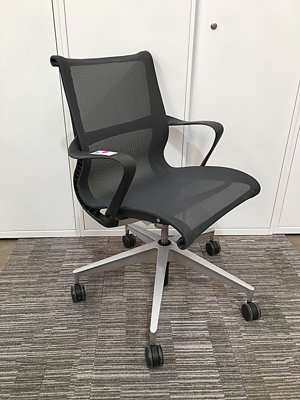 Herman miller setu chair