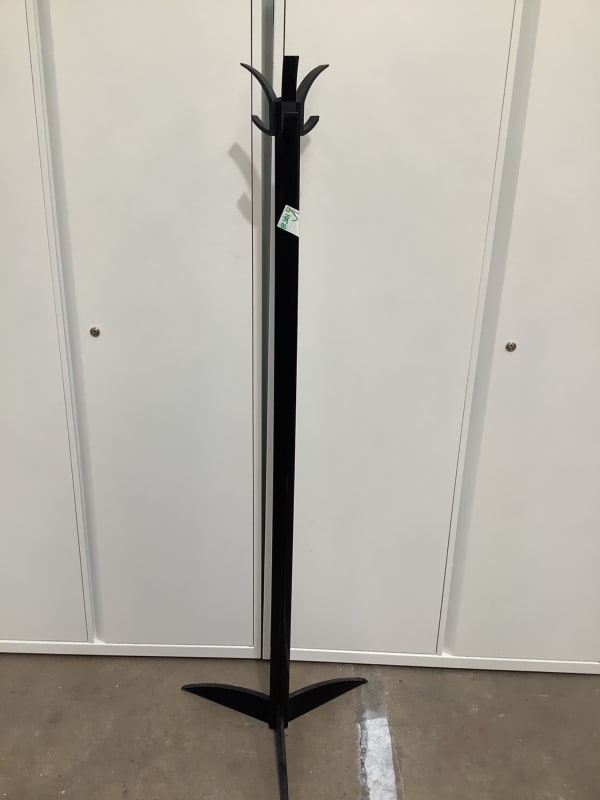 Coat stand