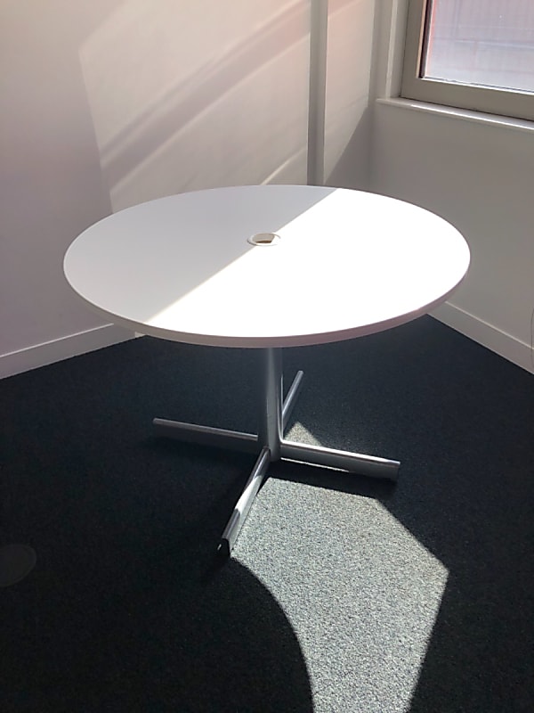 Round meeting table