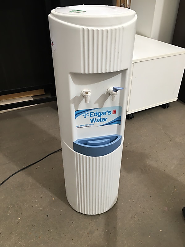 Water cooler