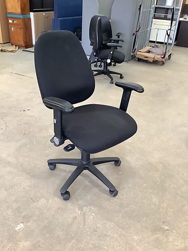 Black office operator task chair 