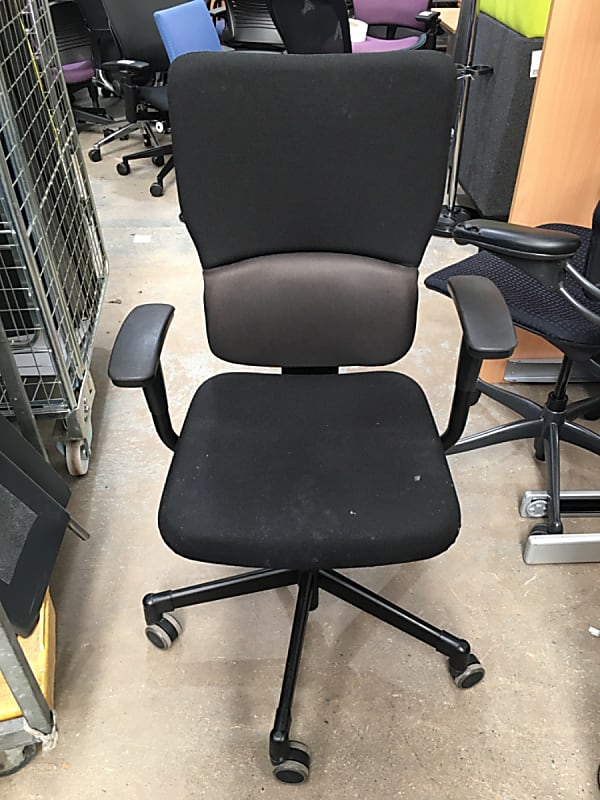 Steelcase Please operator chair black