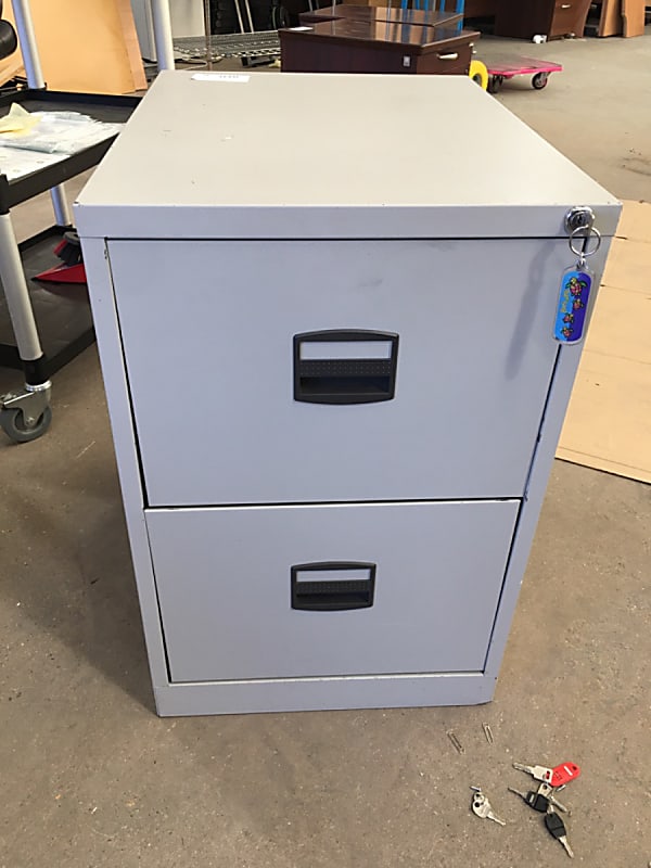 Filing cabinet with key