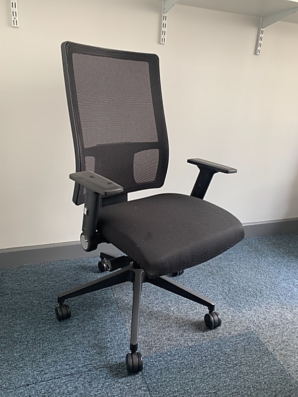 Black mesh back operator chair