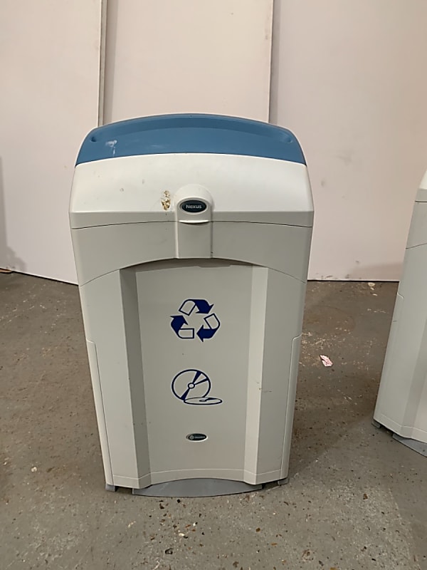 Glasdon Nexus 100 recycling bin