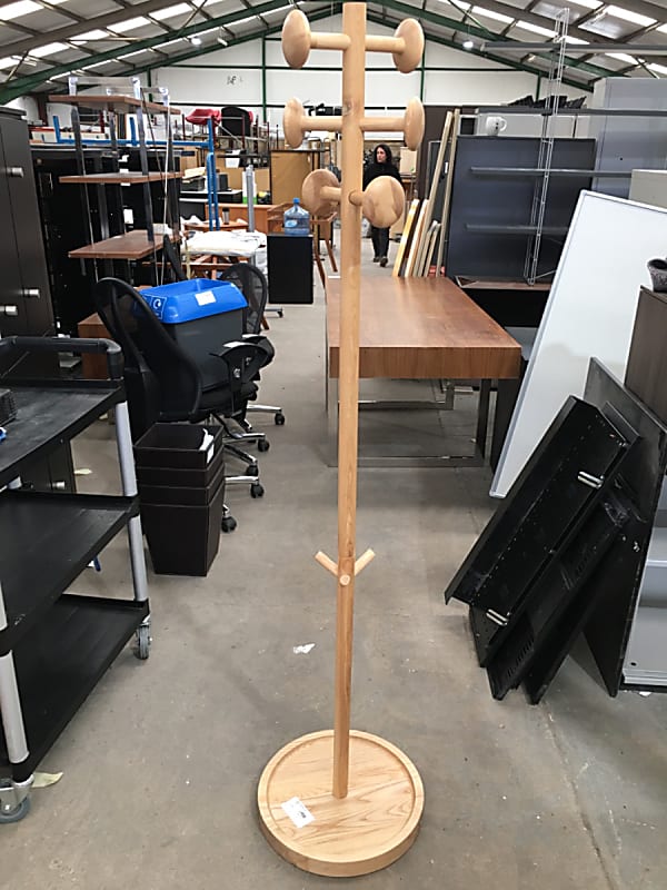 Coat stand