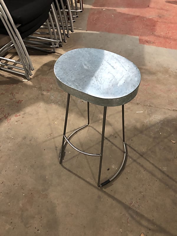 Orson  metal bar stool