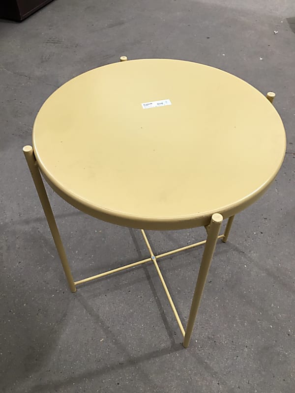 Metal round table