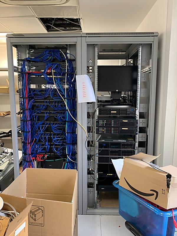 Server cabinet