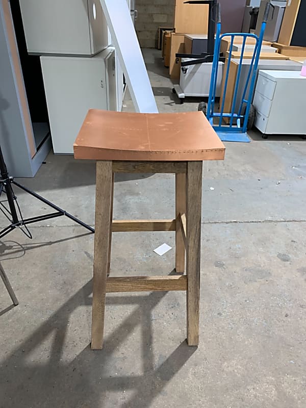 Bar stool