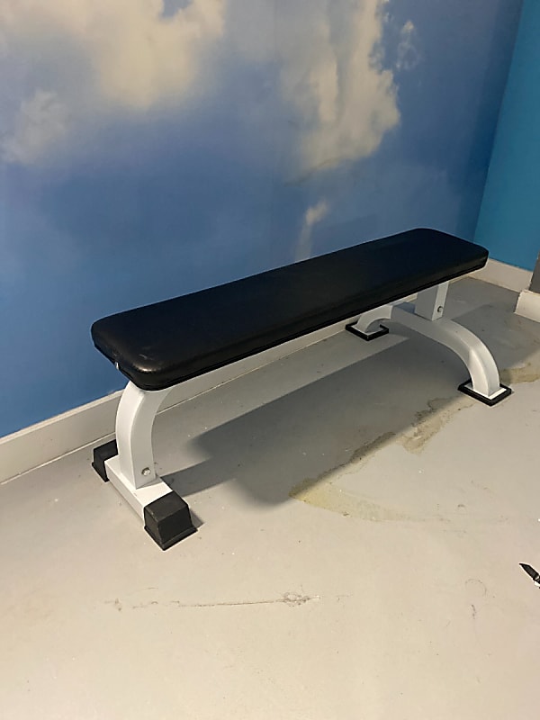 Common Area - exercise bench