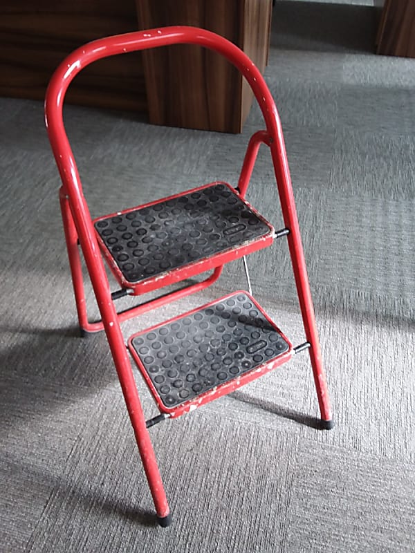 Folding 2 Step ladder