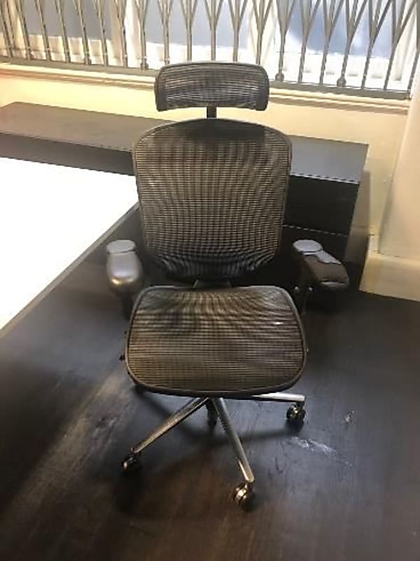 Black mesh office chair