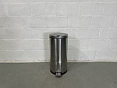 Simple Human Peddle bin