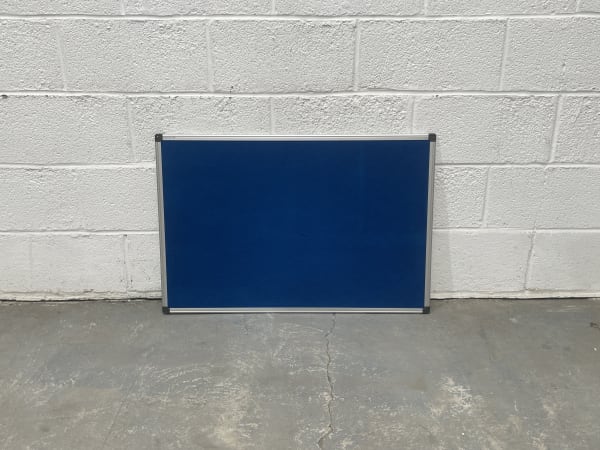 blue pin board just £1 Item ID 33116