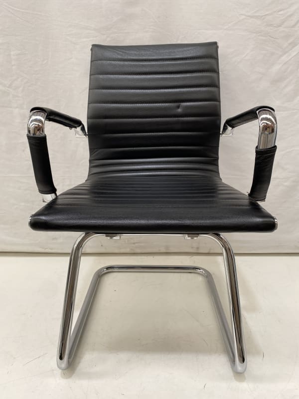 Leather chair chrome frame just £22 Item ID 24921