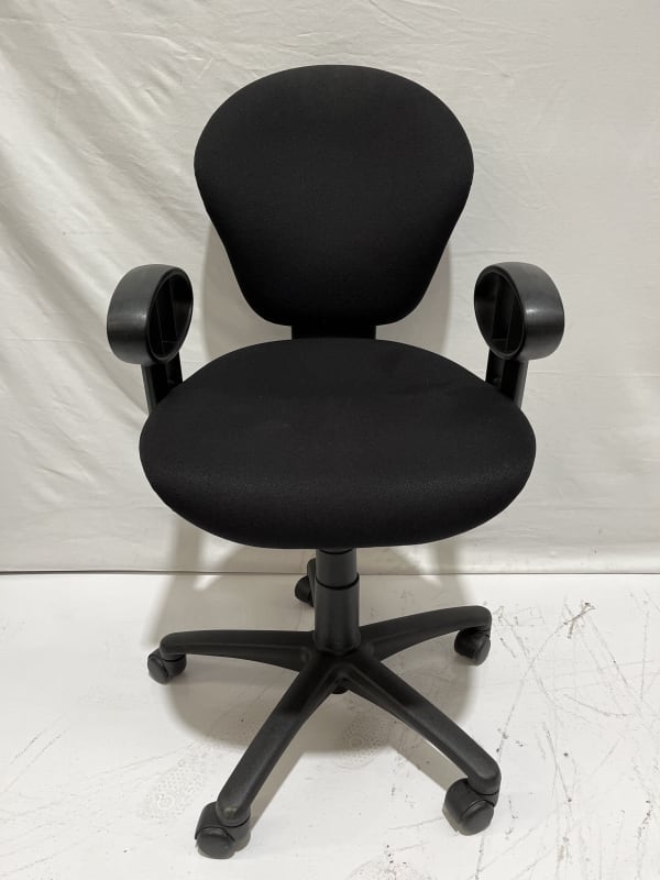 Black Verco office operator chair just £21 Item ID 21449