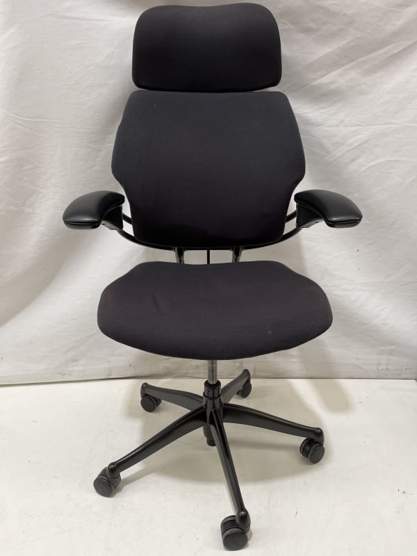 Humanscale Freedom task chair with head rest and coat hanger just £160