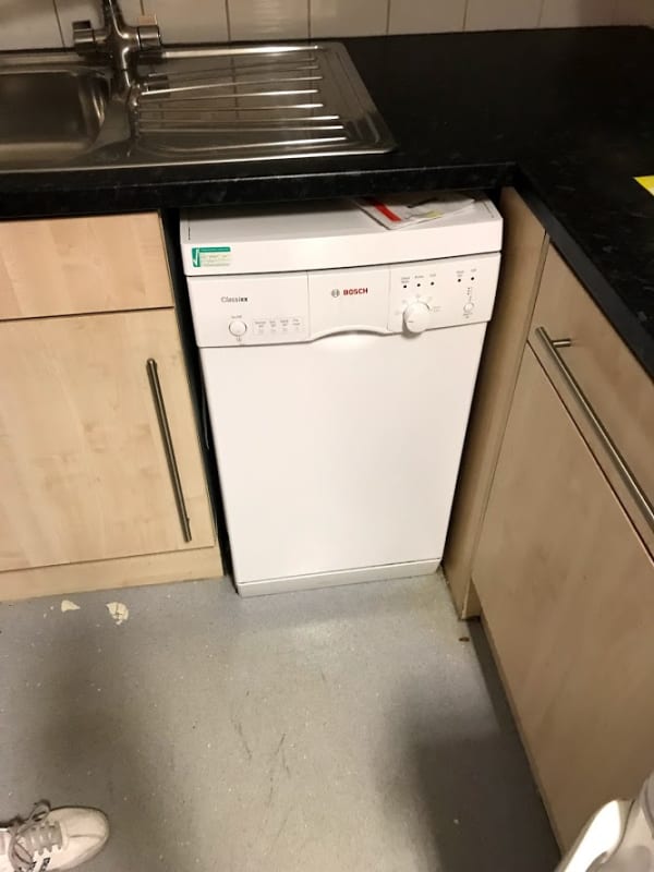 Bosch Classixx slimline dishwasher just £12 Item ID 4592