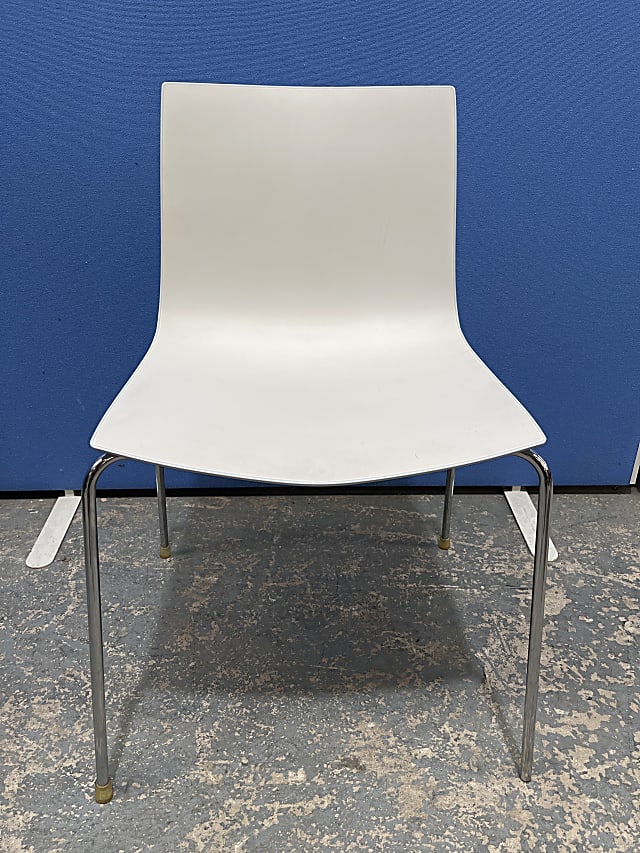 Canteen chair