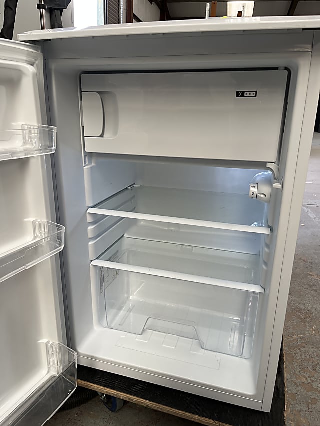 Free fridge - working order but needs new cable