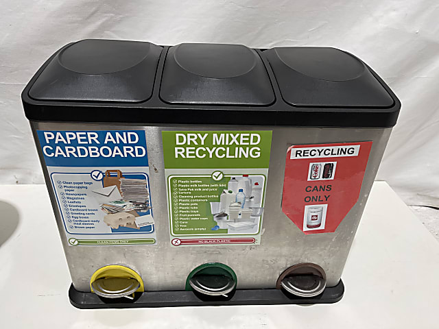 Recycling bin with removable plastic buckets