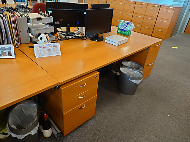 Cherry wood desk 160cm