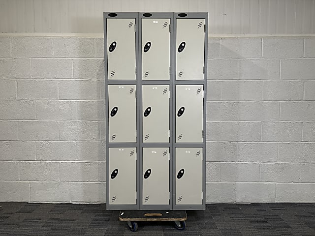 9 door probe activcoat Lockers with keys 