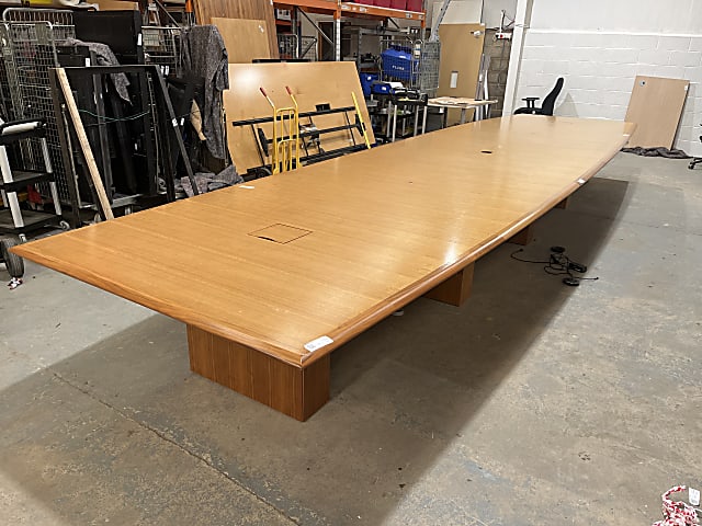 Large lozenge Conference table 720