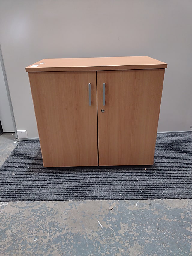 Storage cabinet