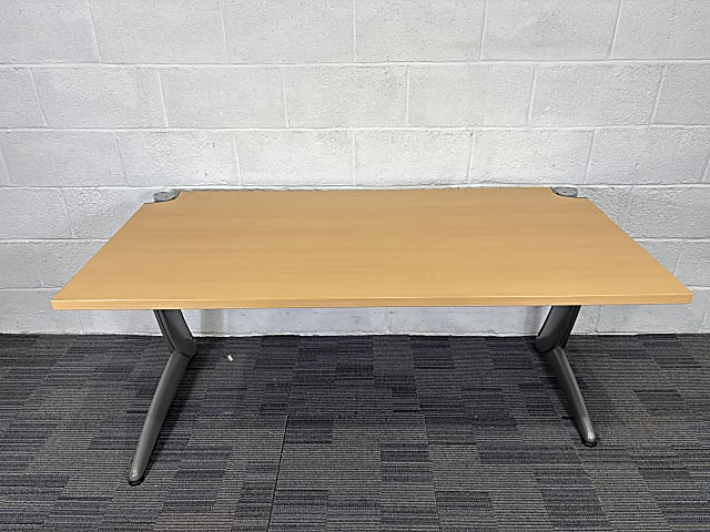 Steelcase desk 140