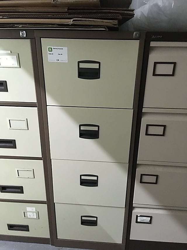 Metal 4-drawer filing cabinet