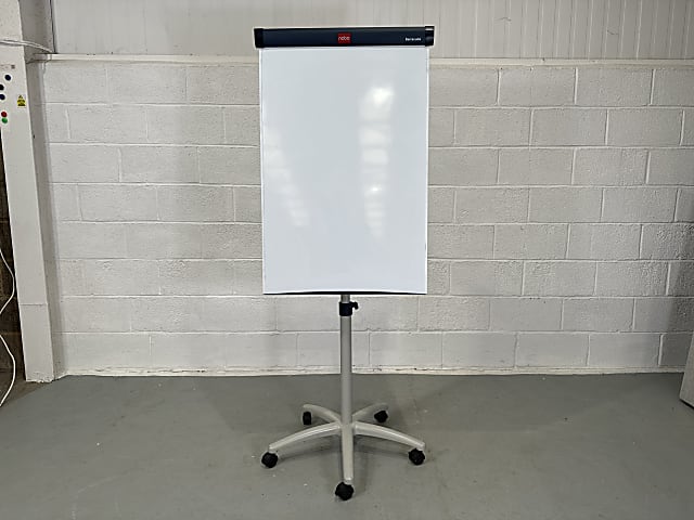 NOBO Mobile whiteboard/flip board