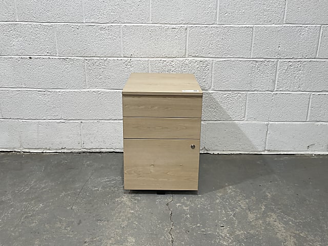 3 drawer pedestal 