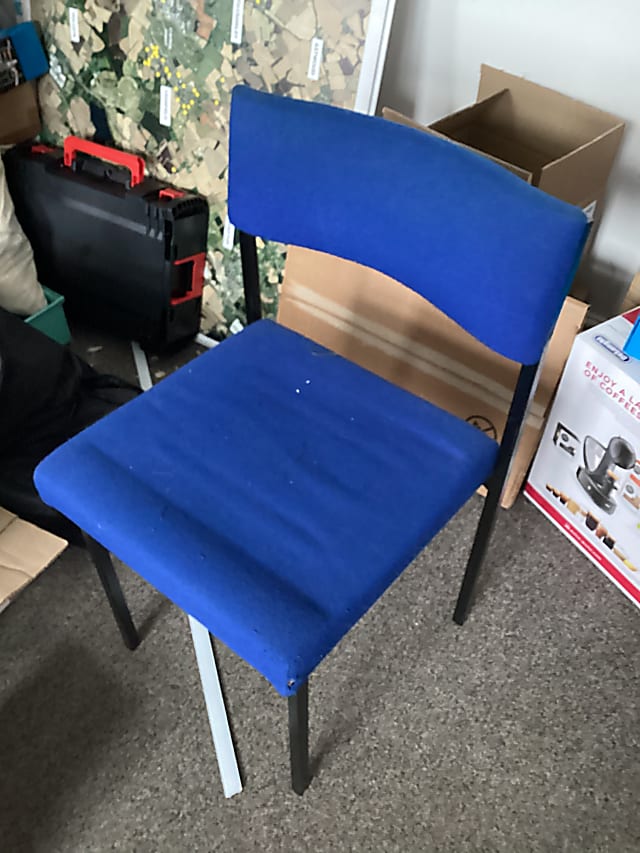 Square blue/black meeting room chair