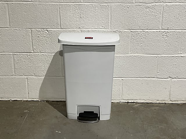 White Rubbermaid Commercial Products pedal Bin