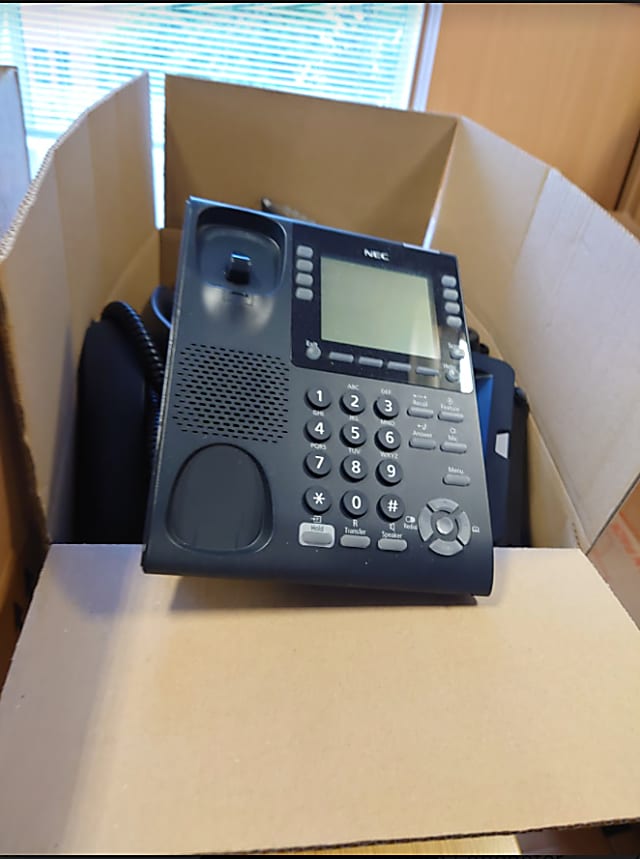 Phone handsets (3 boxes)