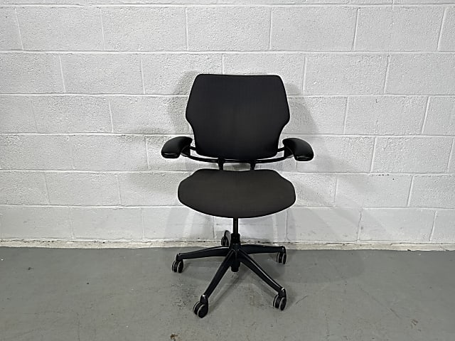 Humanscale Freedom Chair