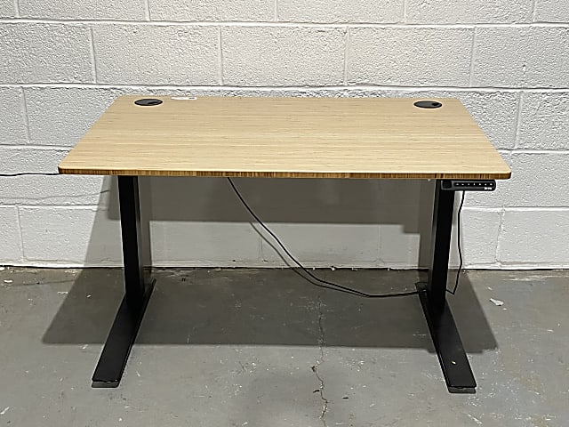 Jarvis Electric sit stand electric desk