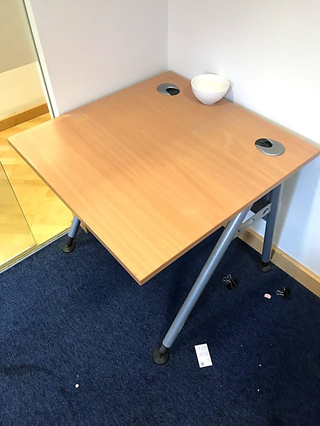 Small desk