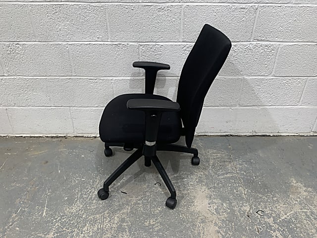 Black office chair by Vector