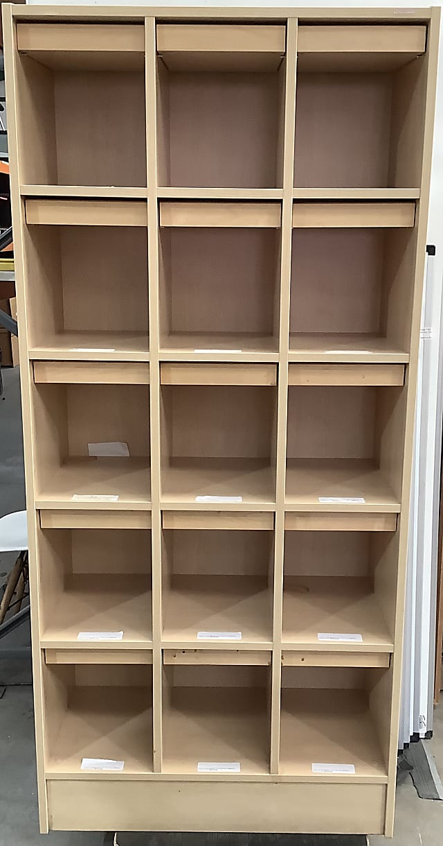 Magazine cabinet storage presentation display 