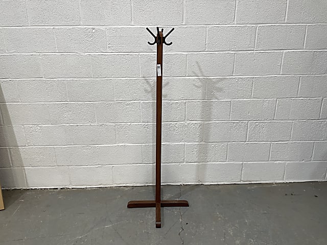 Coat stand