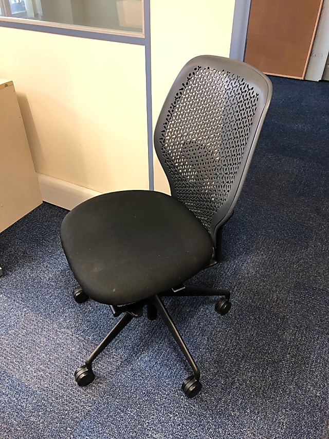 Orangebox Ara operator chair