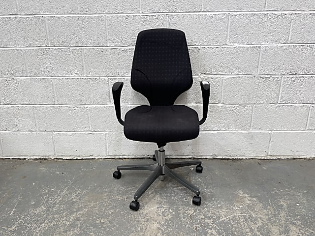 Giroflex G64 Office chair